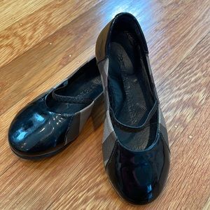 Burberry kids Mary Jane flats